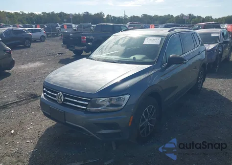 2019 Volkswagen Tiguan 2.0T Se/2.0T Sel/2.0T Sel R-Line/2.0T Sel R-Line Black z USA, uszkodzony, nr VIN 3VV2B7AX3KM035401